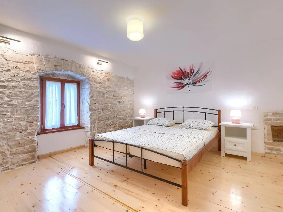 Holiday Home Ivanka By Interhome Cabrunici