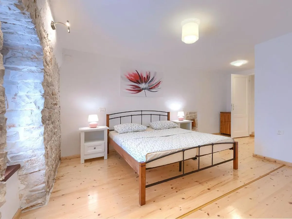 Holiday Home Ivanka Cabrunici